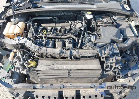 2018 Ford Focus Se из США, поврежденный, VIN 1FADP3F20JL308461